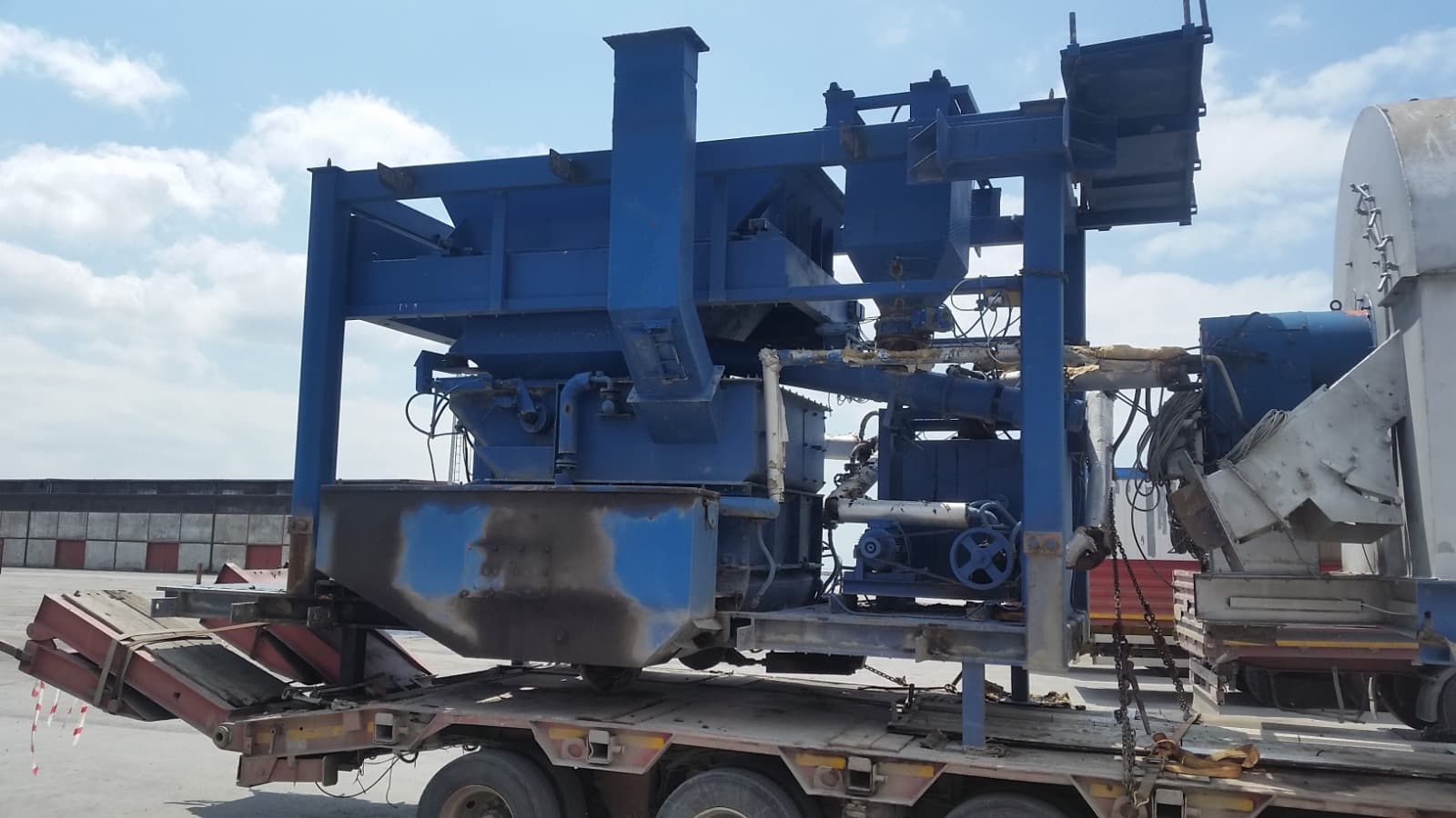 services.military2.title